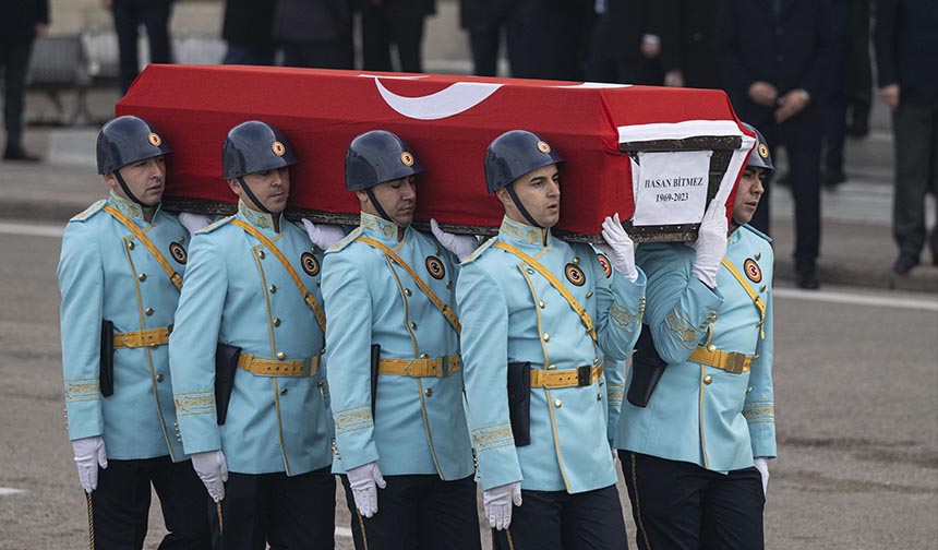 Vefat Eden Saadet Partili Hasan Bitmez I In Meclis Te T Ren