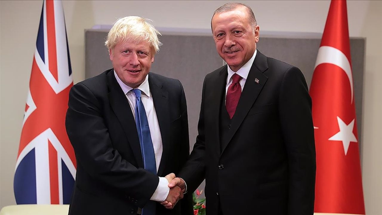 Başkan Erdoğan, Boris Johnson'la görüştü