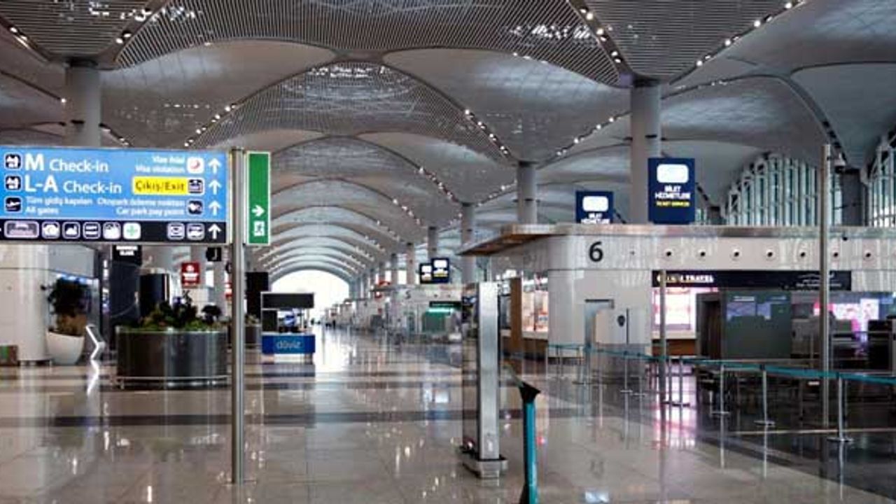 İstanbul Havalimanı rekor kırdı! Bir günde bin 301 uçak...