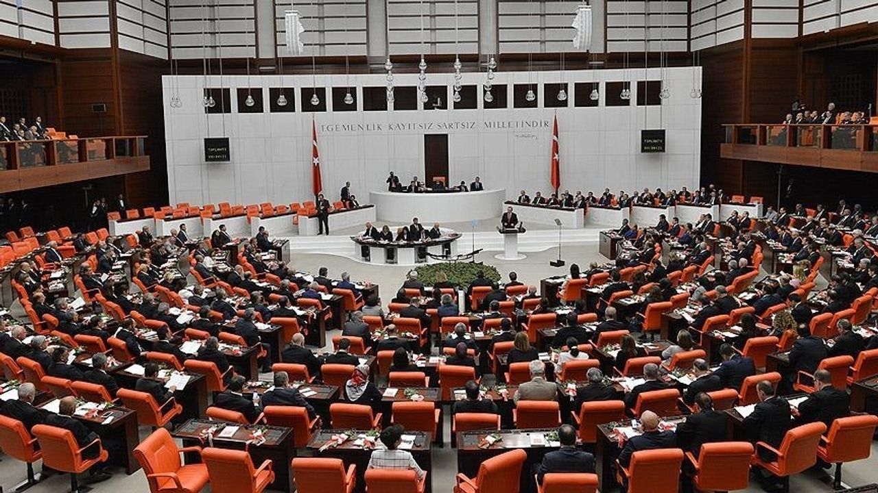 Avukatlık Kanun ve Türk Borçlar Kanunu Teklifi kabul edildi