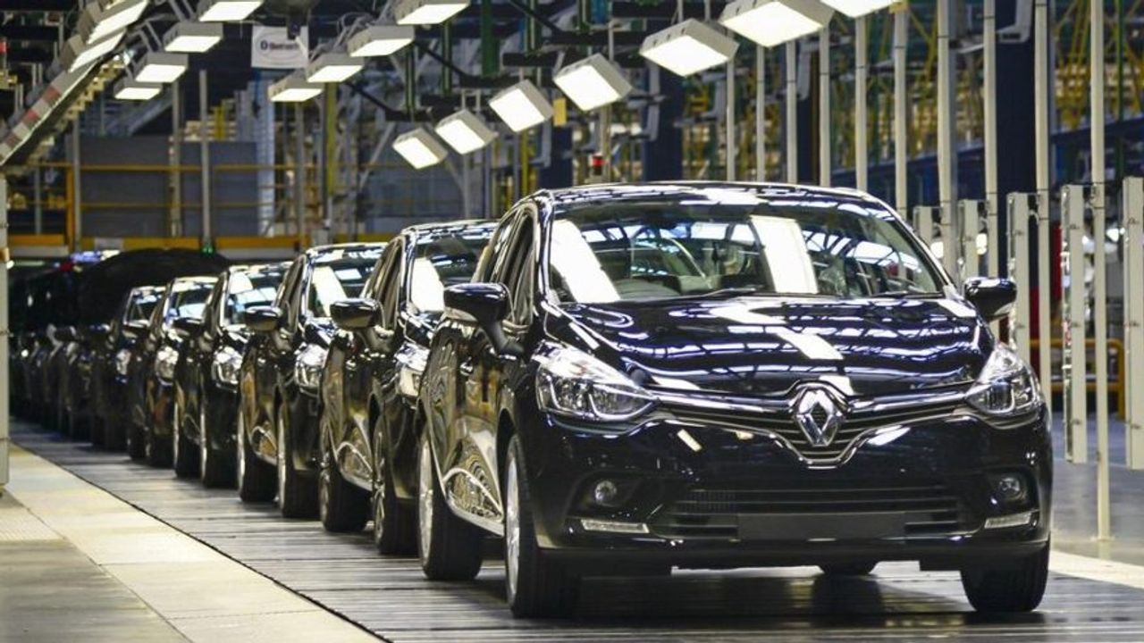 Renault, Türkiye'de yenilenmiş araç sistemini hayata geçiriyor