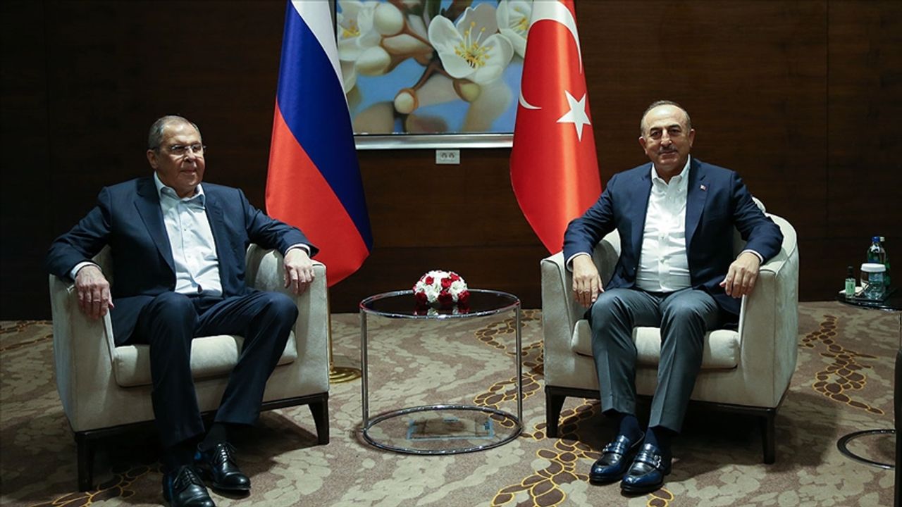 Lavrov: Ankara, pragmatik ve son derece dengeli bir çizgi izliyor