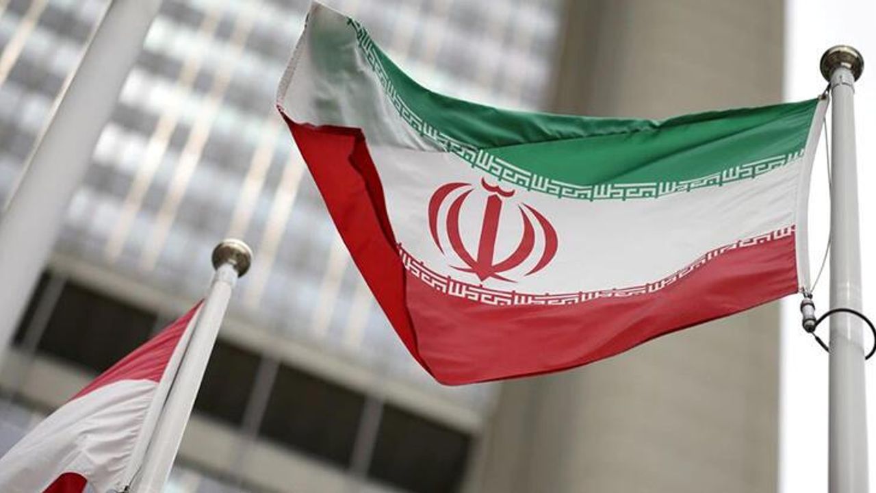 İran'da bir asker 4 silah arkadaşını öldürdü