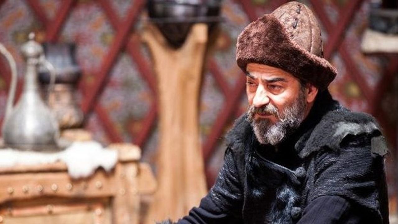 Diriliş Ertuğrul'un sevilen oyuncusu Ayberk Pekcan hayatını kaybetti!