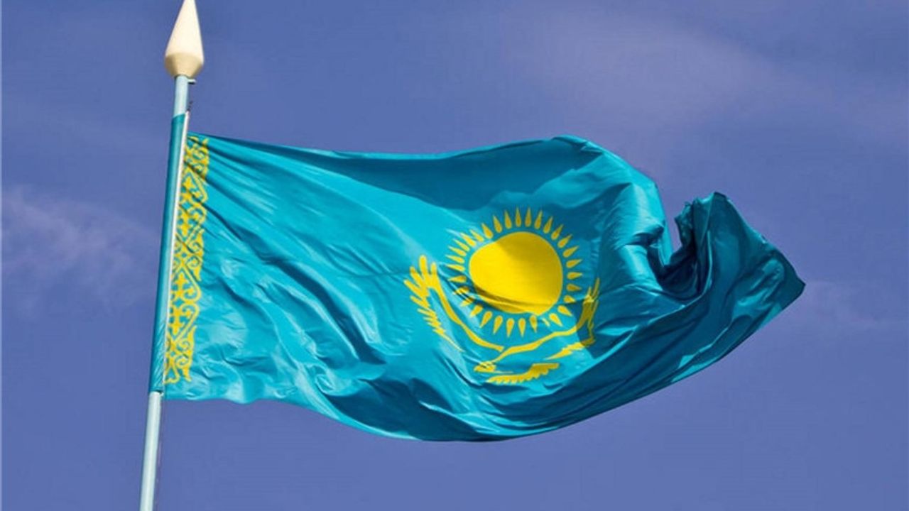 Kazakistan'daki seçimlerde oy pusulasında 'hepsine karşı' seçeneği yer alacak