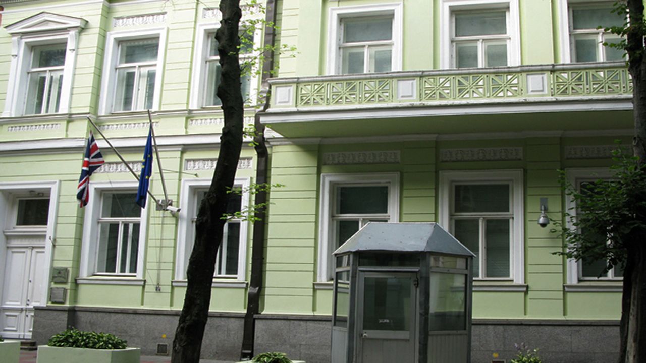 İngiltere'den Kiev Büyükelçiliğine tahliye talimatı