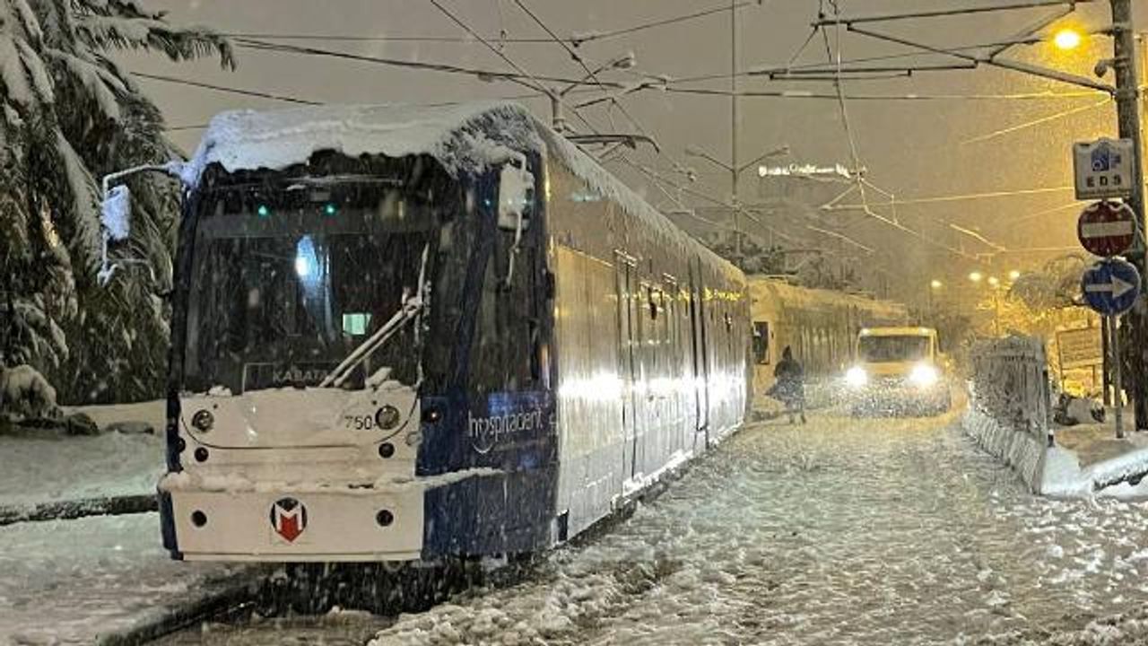 İstanbul'da Kabataş-Bağcılar tramvay seferleri yeniden başladı