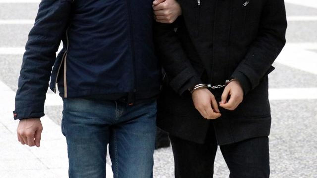 Edirne'de gözaltına alınan FETÖ şüphelisi akademisyen tutuklandı