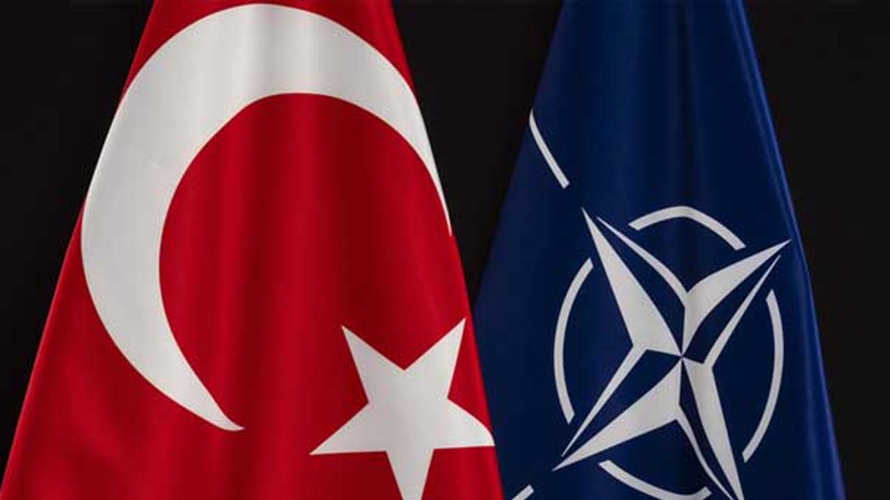 NATO’nun 30 Ağustos paylaşımı Yunan basınını çıldırttı