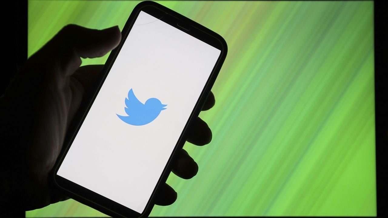 Twitter, ücretli "mavi onay rozeti" statüsünü yeniden başlatıyor