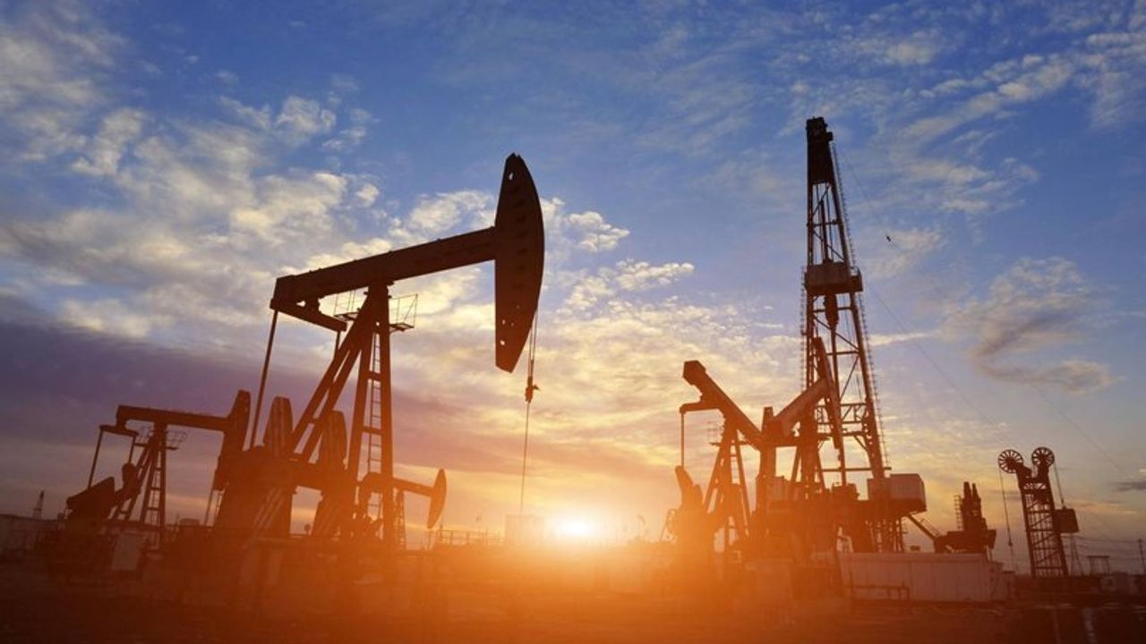 Brent petrolün varil fiyatı 119,23 dolar