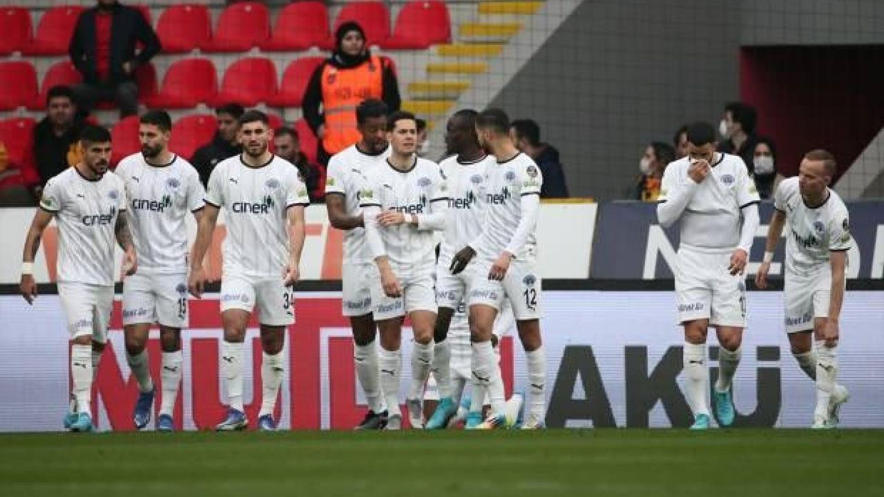 Kasımpaşa, Gaziantep FK'yı son dakikada devirdi
