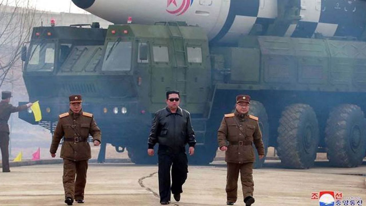 Kim Jong Un hangi şartlarda nükleer silah kullanacağını açıkladı