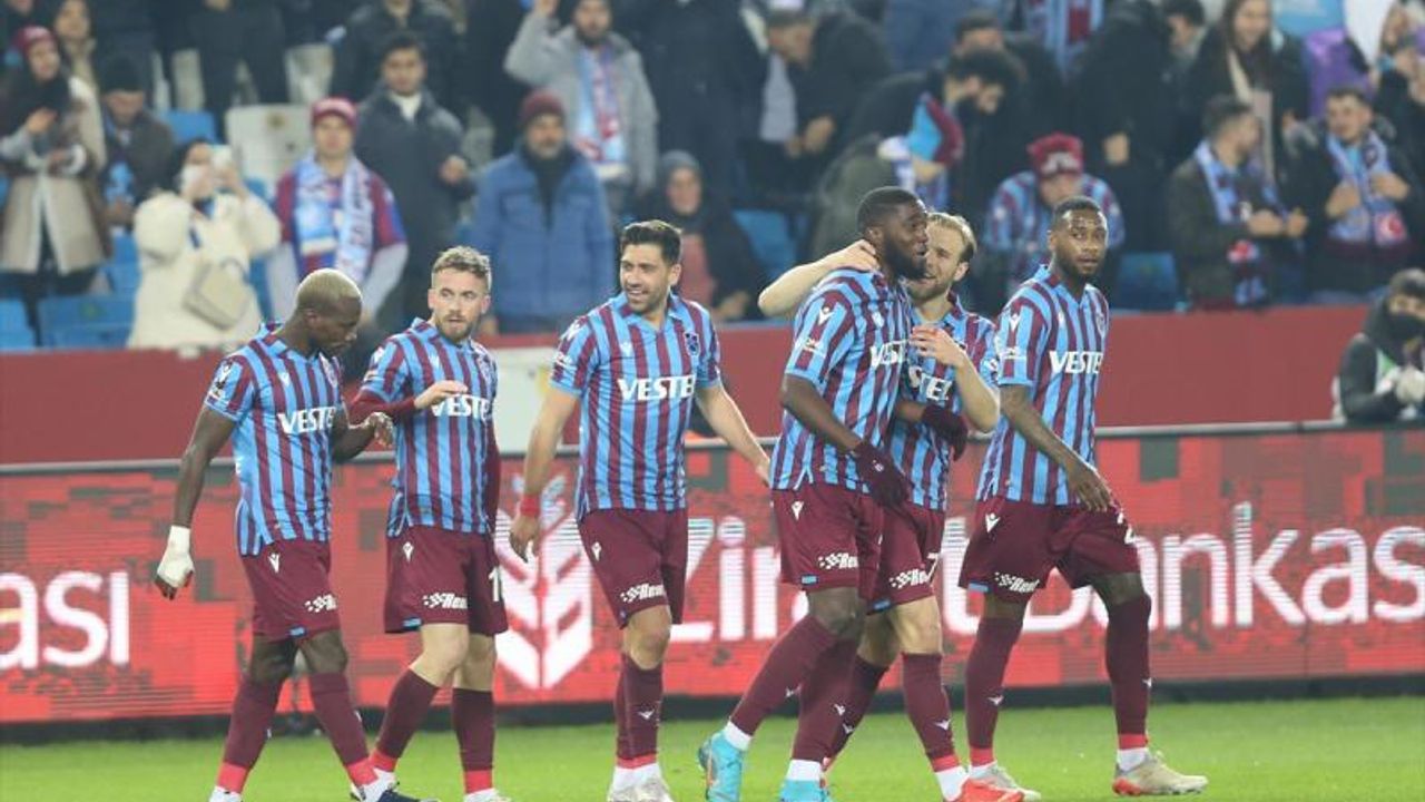 Trabzonspor tarihin en erken şampiyonluğuna gözünü dikti