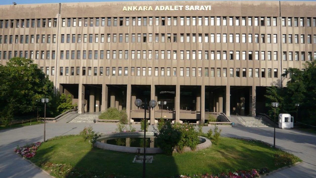 Ankara Adliyesi'nde maske tartışması davaya sebep oldu