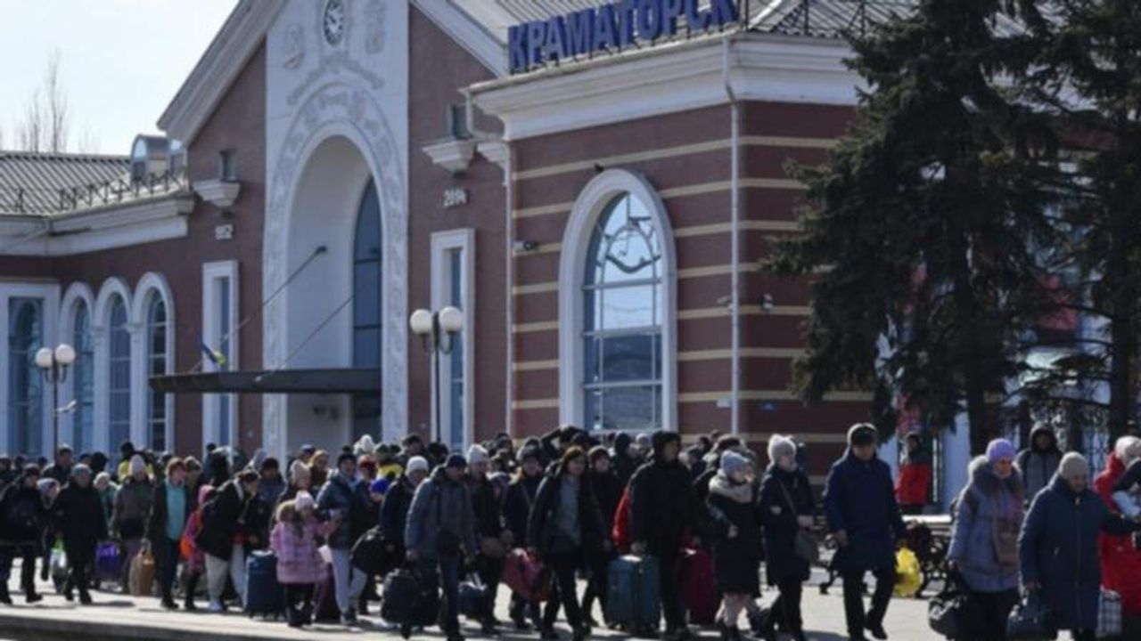 O ülke Ukraynalı mültecilerden barınma ücreti alacak