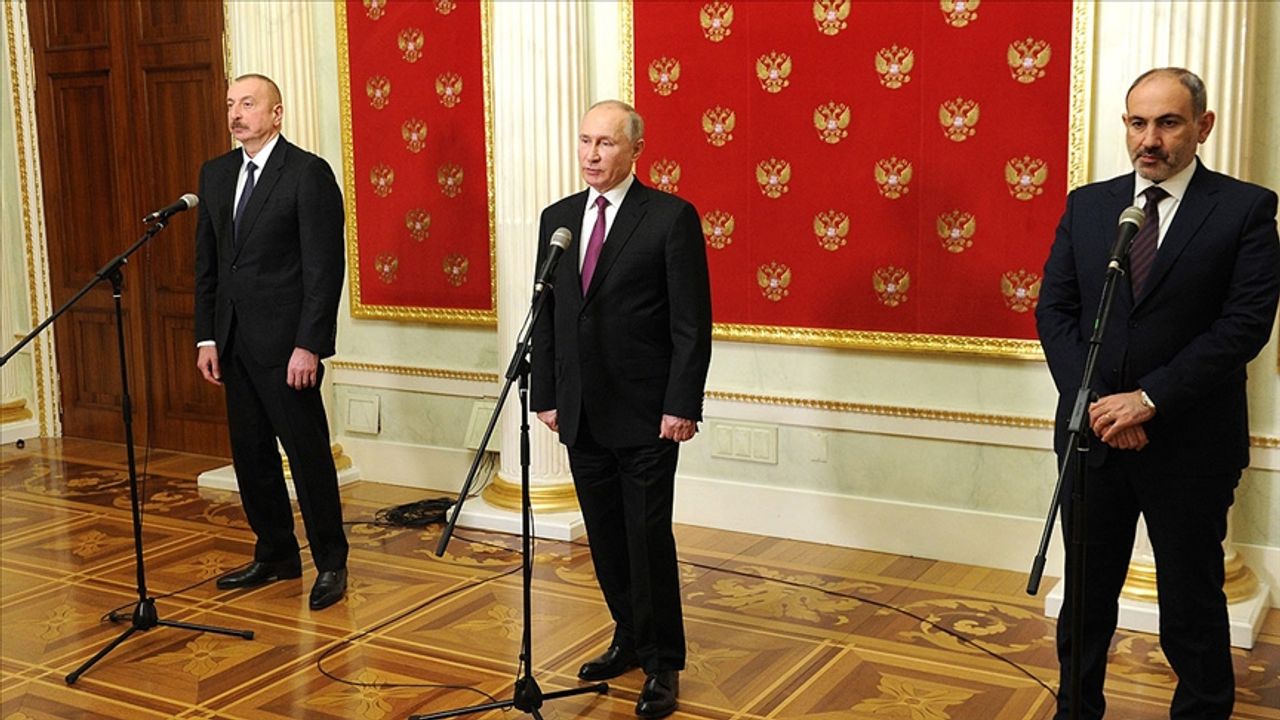 Putin, Aliyev ve Paşinyan ile Karabağ’ı görüştü