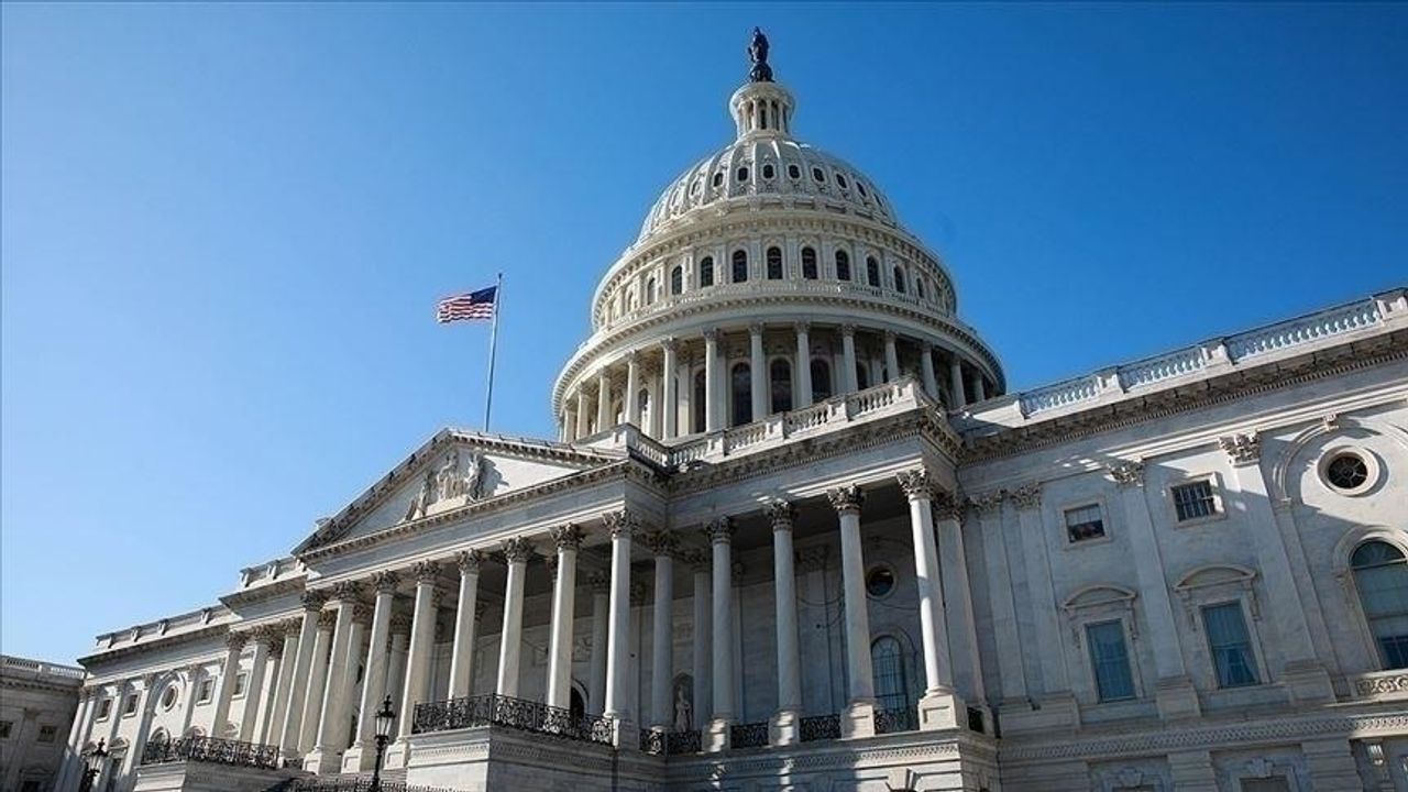 ABD Temsilciler Meclisi'nde hükümetin kapanmasını önleyecek geçici tasarı onaylandı