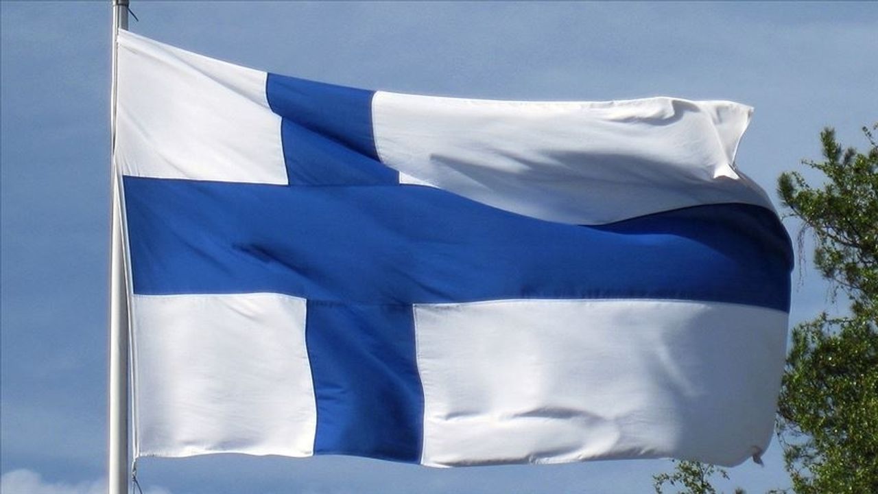 Finlandiya Savunma Bakanı: Terörü desteklemiyoruz