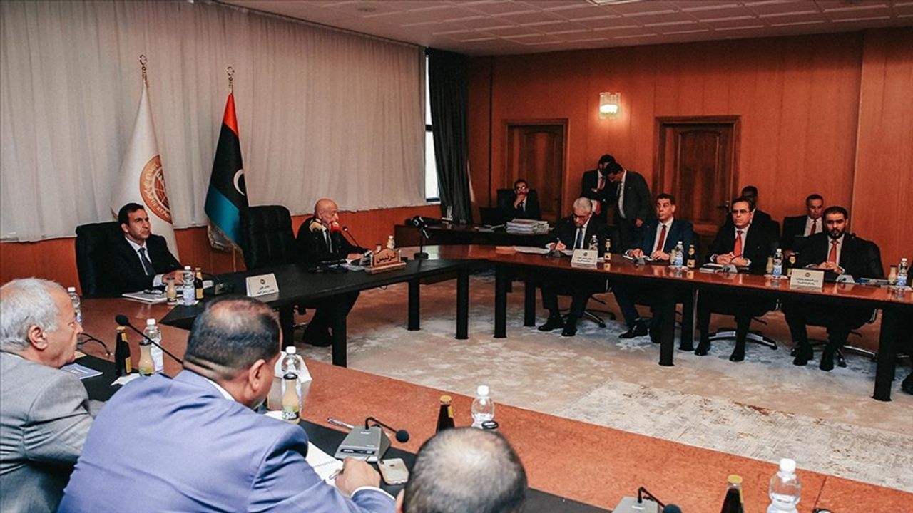 Libya: Başağa hükümeti göreve başladı