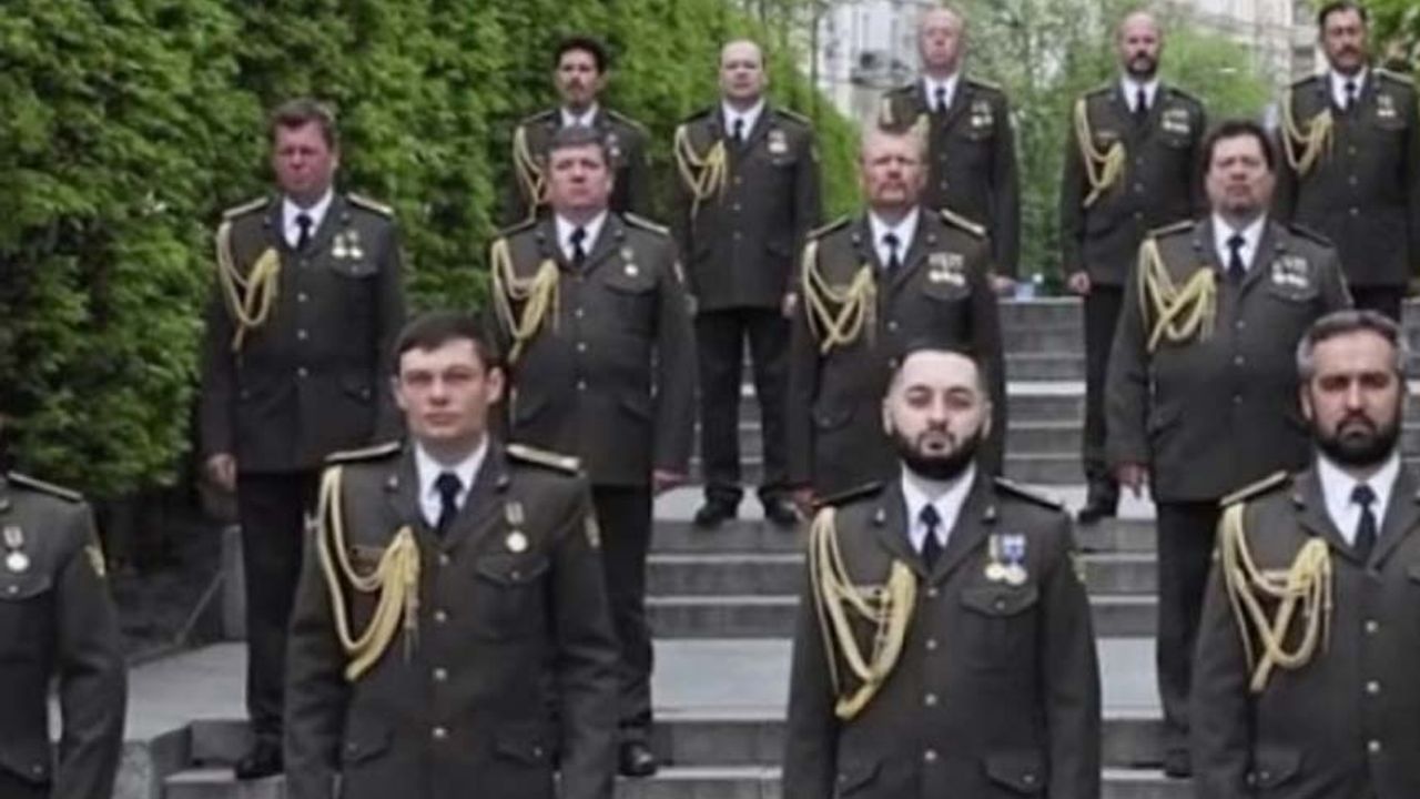 Ukrayna ordusu Salavat-ı Şerife'yle İslam aleminin bayramını kutladı
