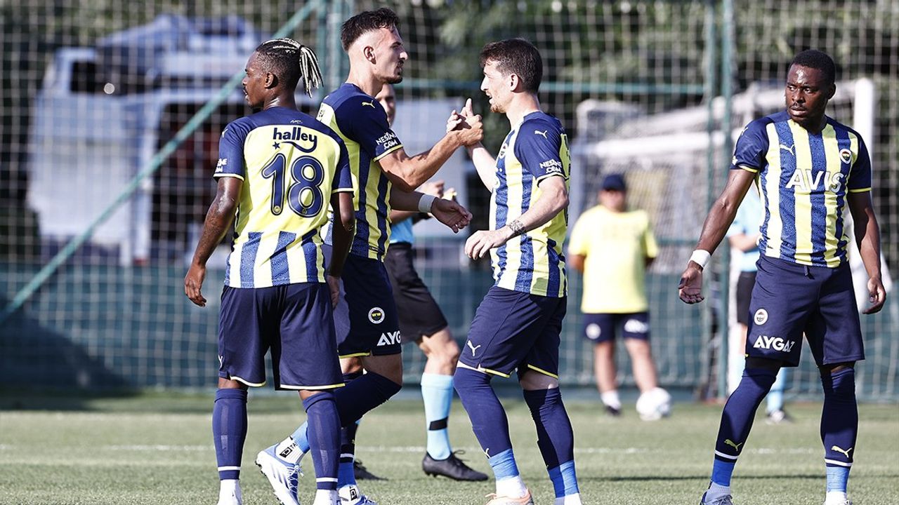 Fenerbahçe'den hazırlık maçında  KF Tirana'ya farklı tarife!