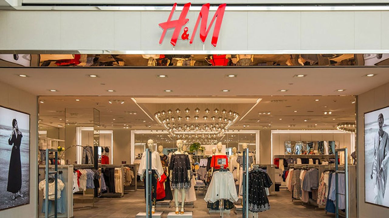 LGBT propagandası yapan H&M'e tepkiler büyüyor