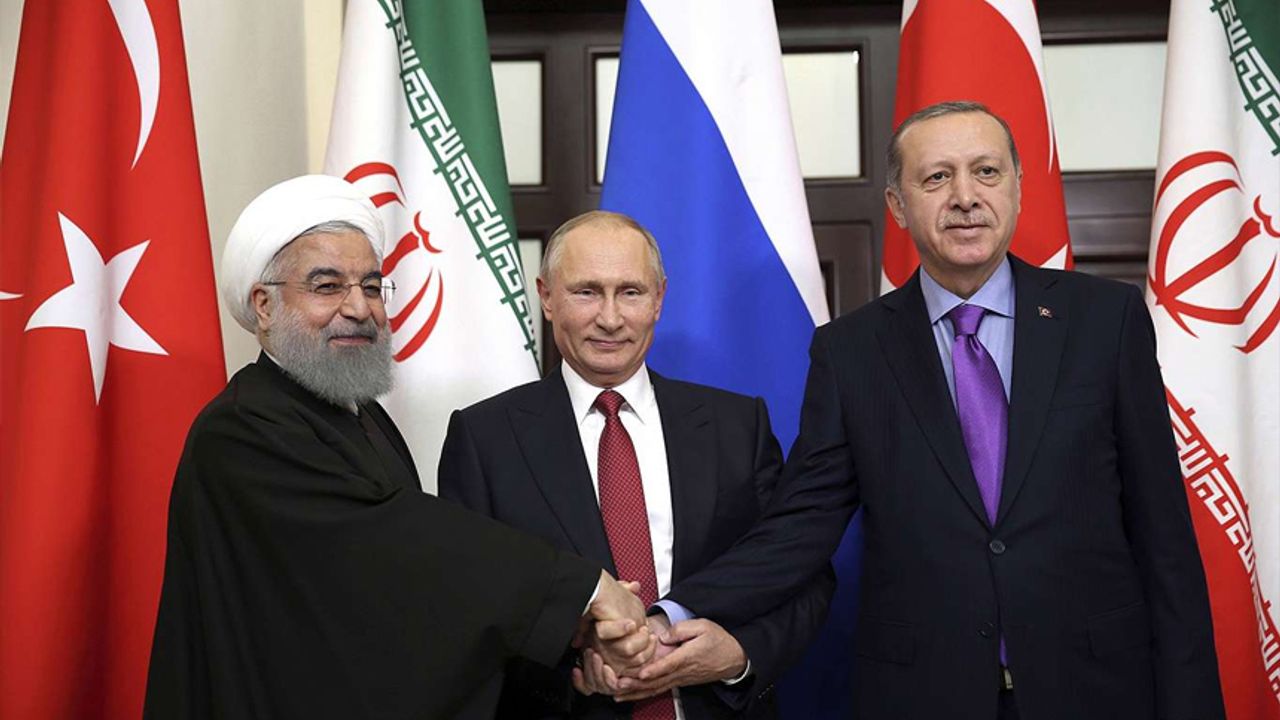 Kremlin'den Tahran'daki üçlü zirveyle ilgili açıklama