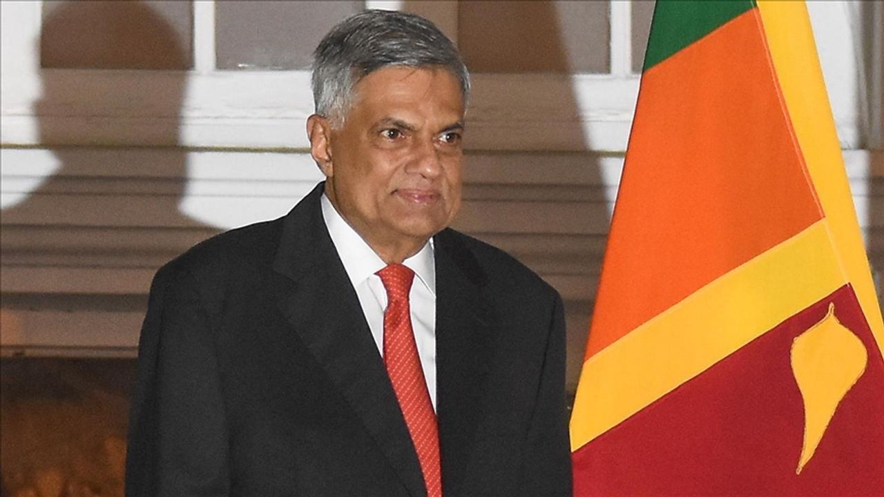 Sri Lanka'da devlet başkanı seçilen Wickremesinghe yemin etti