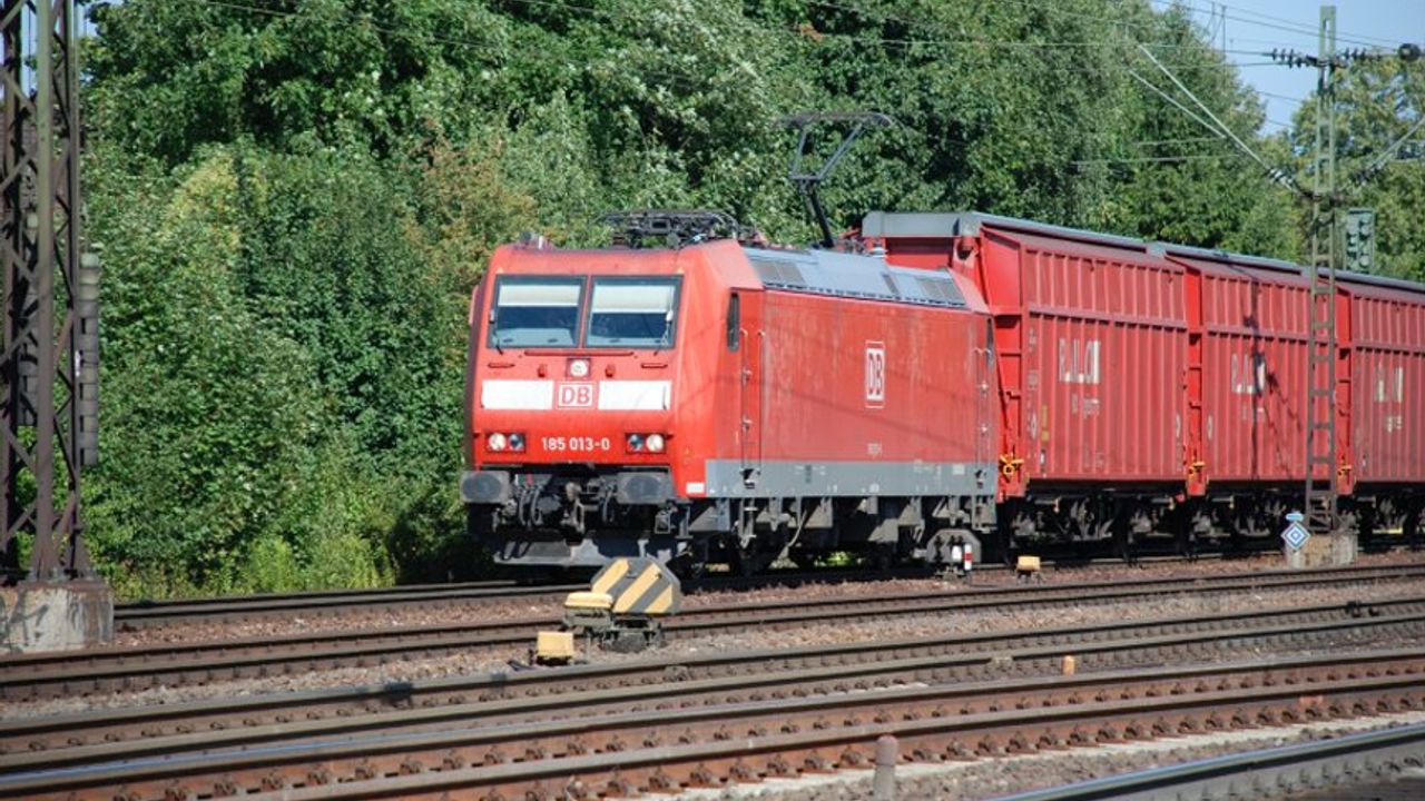 Almanya'da demir yolu taşımacılığında öncelik 'enerji'