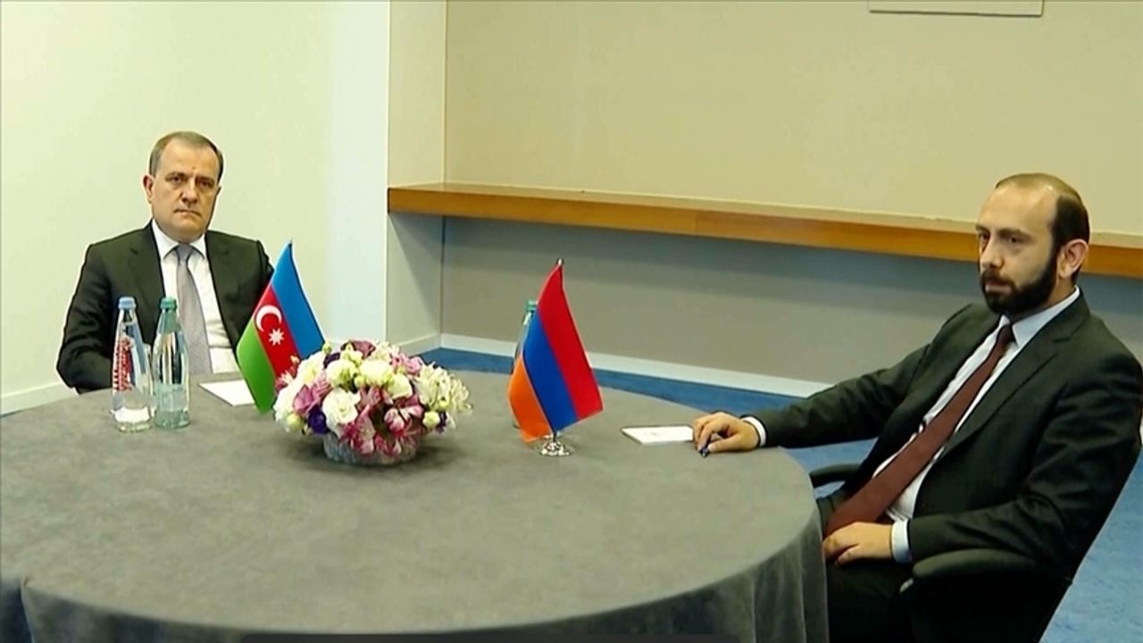 Blinken'den Azerbaycan-Ermenistan dışişleri bakanlarıyla toplantı