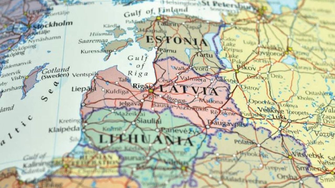 Baltık ülkeleri sınırlarını Ruslara kapattı