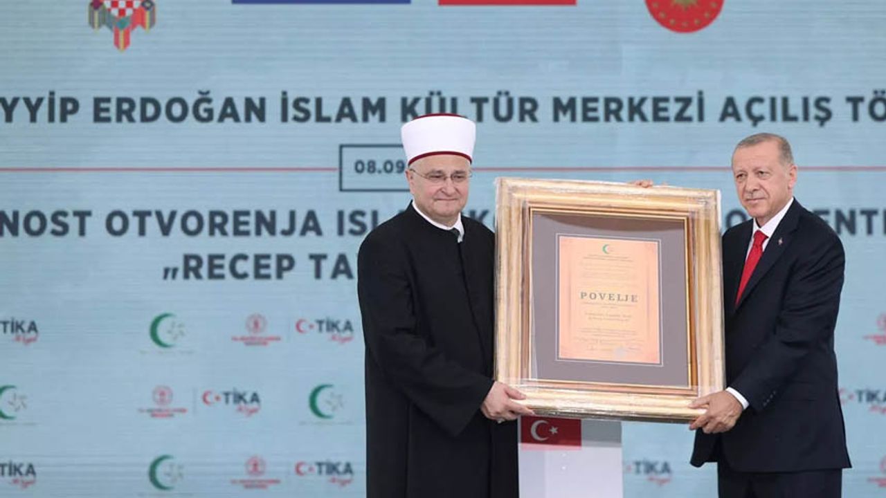 Erdoğan'a Hırvatistan'da İslam Birliği Kurucu Onur Ödülü