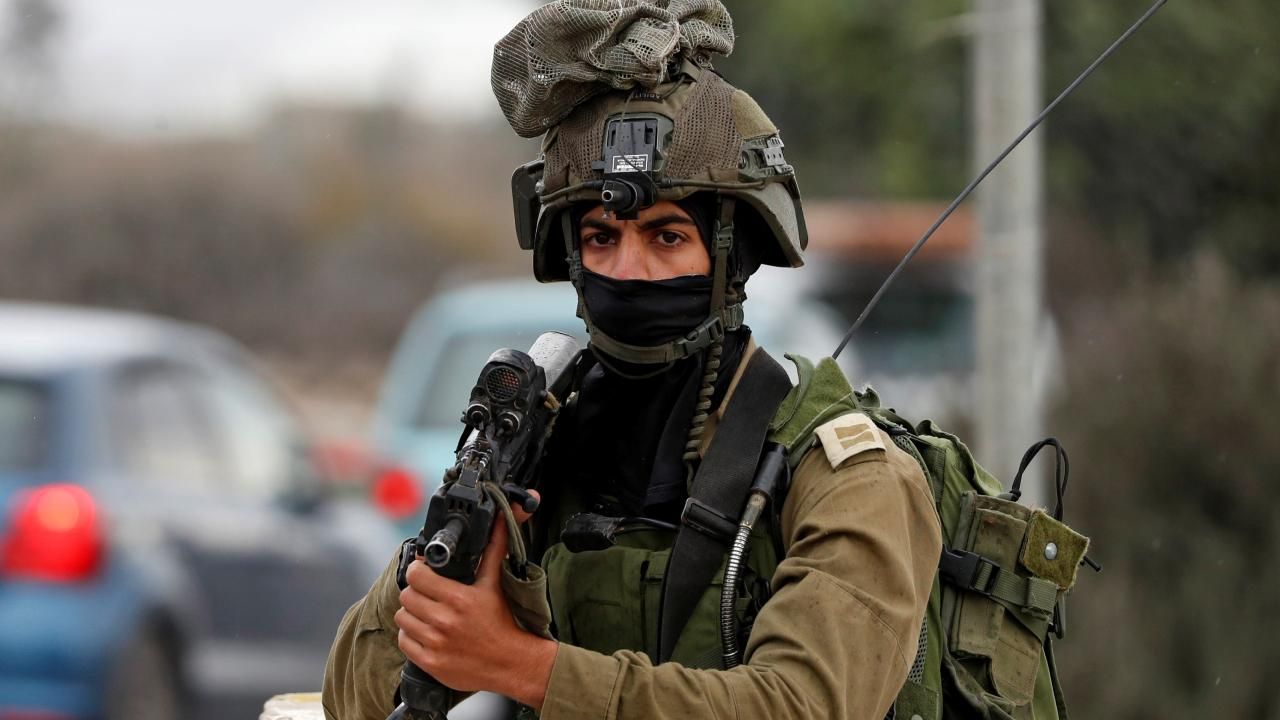 İşgalci  İsrail güçleri işgal altındaki Batı Şeria'da Filistinli bir genci öldürdü