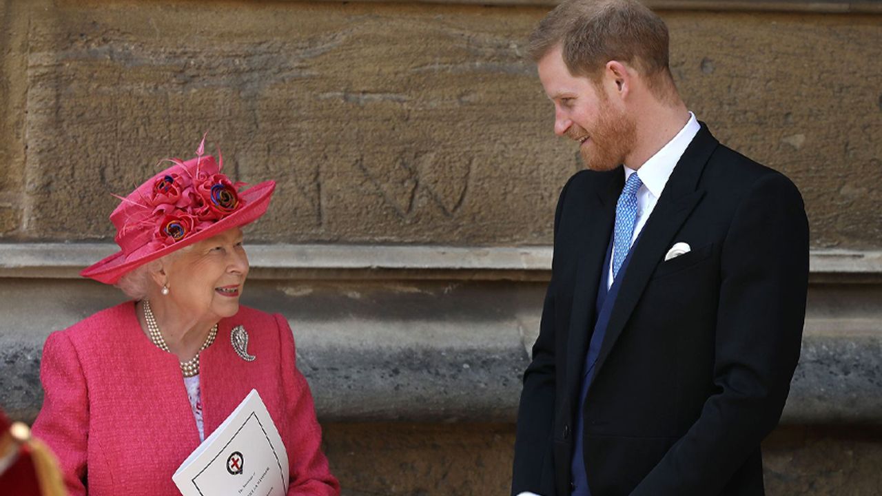 Prens Harry, Kraliçe'nin ölümünü gazeteden öğrenmiş