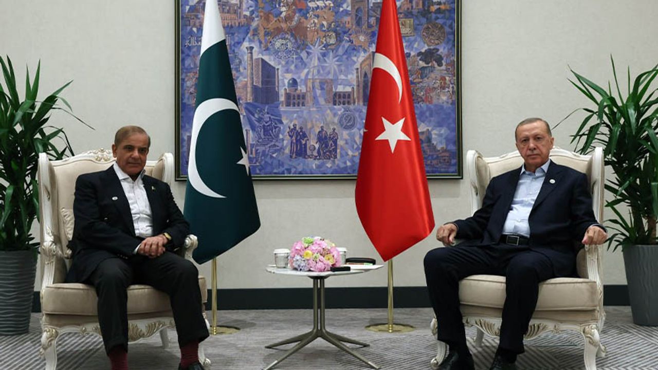 Başkan Erdoğan, Pakistan Başbakanı Şahbaz Şerif'i kabul etti