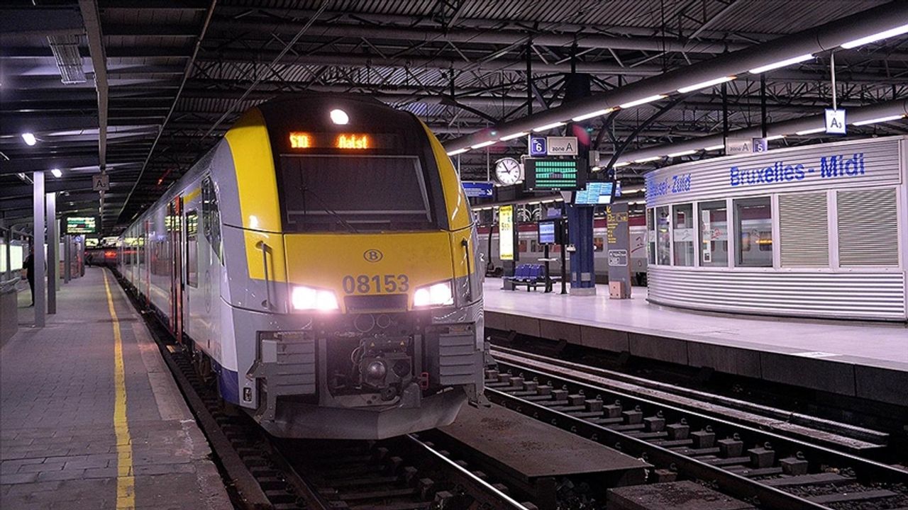 Belçika'da demiryolu çalışanları greve gitti