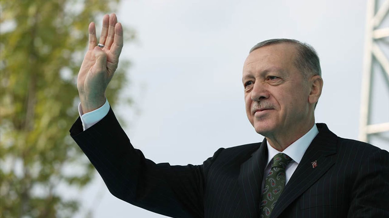 Başkan Erdoğan'dan saat 20.23'te "Türkiye Yüzyılı" paylaşımı