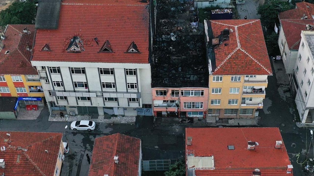 Kadıköy'de bir binada yaşanan patlama hakkında 'terör' incelemesi