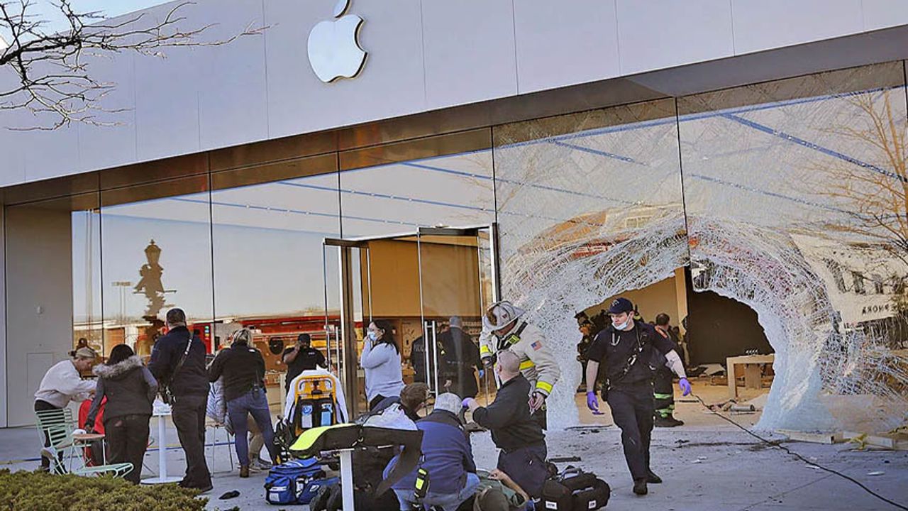 Apple mağazasında dehşet: 1 ölü, 16 yaralı