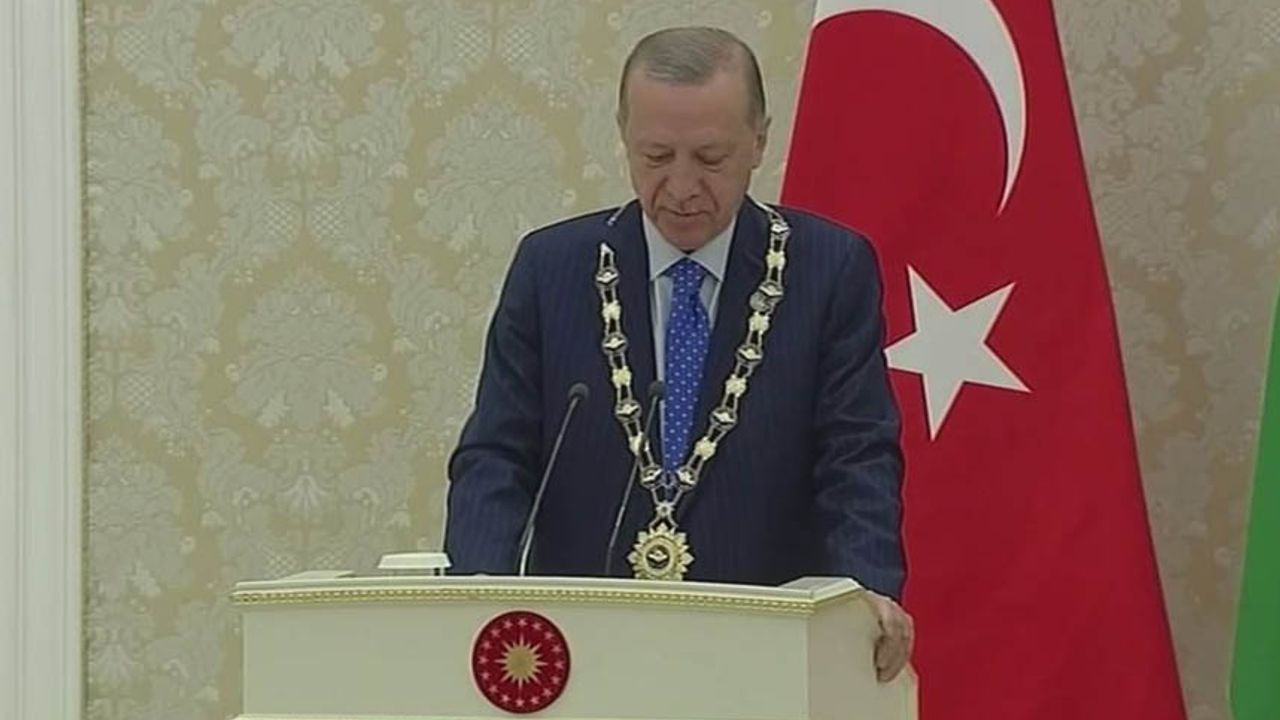 Başkan Erdoğan'a İmam Buhari Nişanı takdim edildi