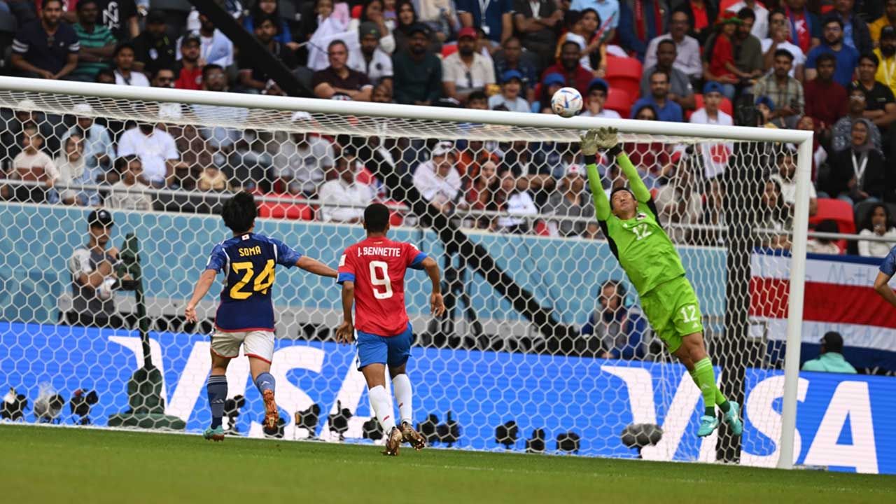 Kosta Rika, Japonya'yı tek golle geçti