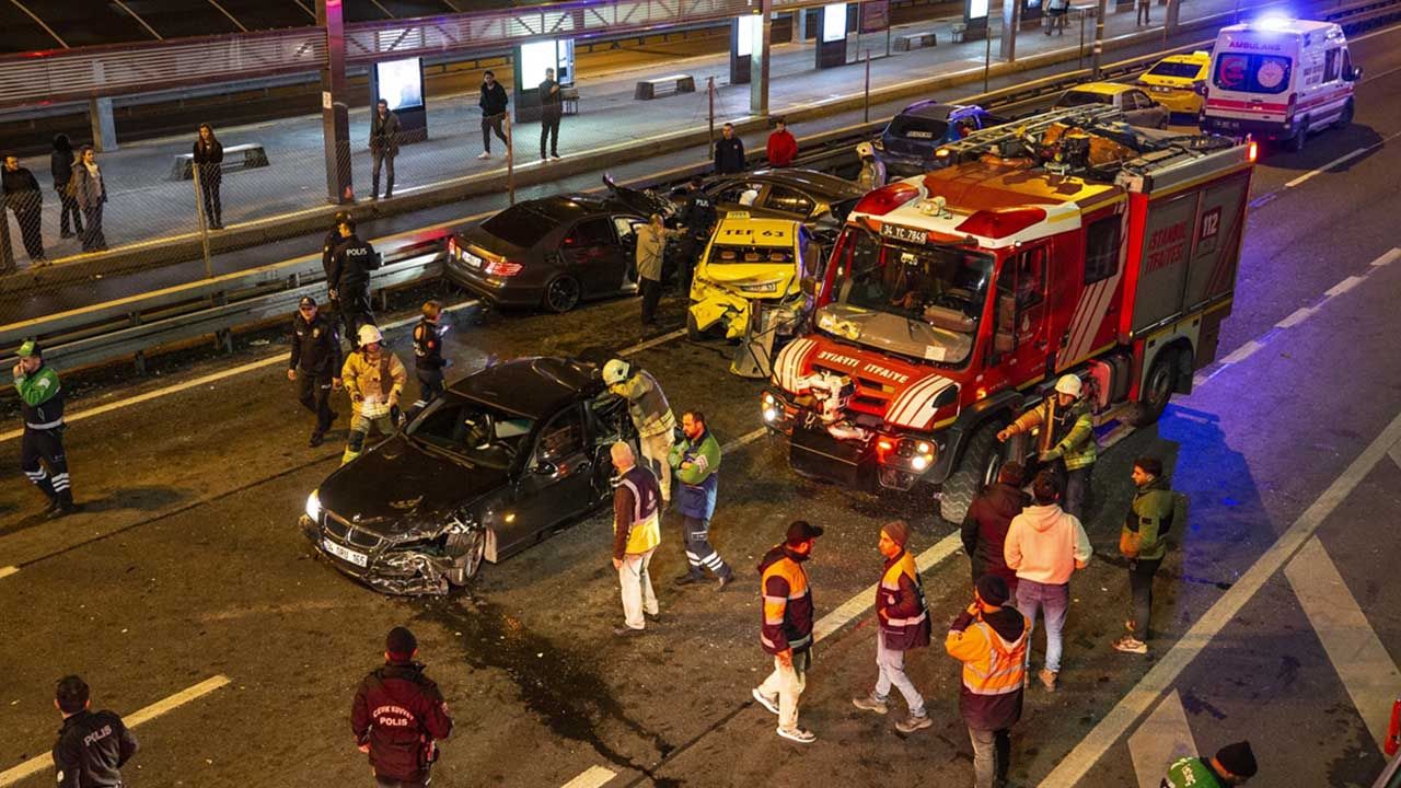 Mecidiyeköy'de zincirleme trafik kazası