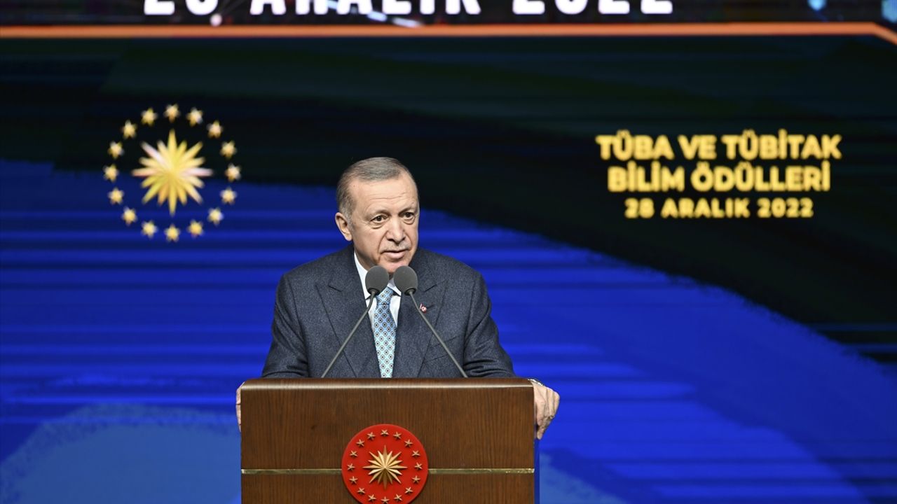 Erdoğan: 3 lise öğrencisini Antarktika Bilim Seferi'ne dahil ediyoruz