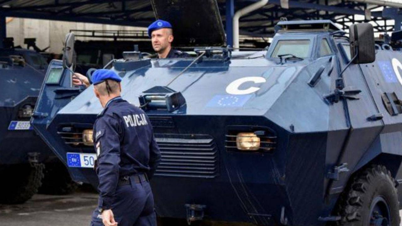 Kosova'da AB'ye bağlı devriye ekibine saldırı