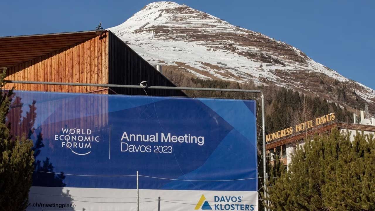 Türkiye resmi olarak Davos'a katılmayacak!