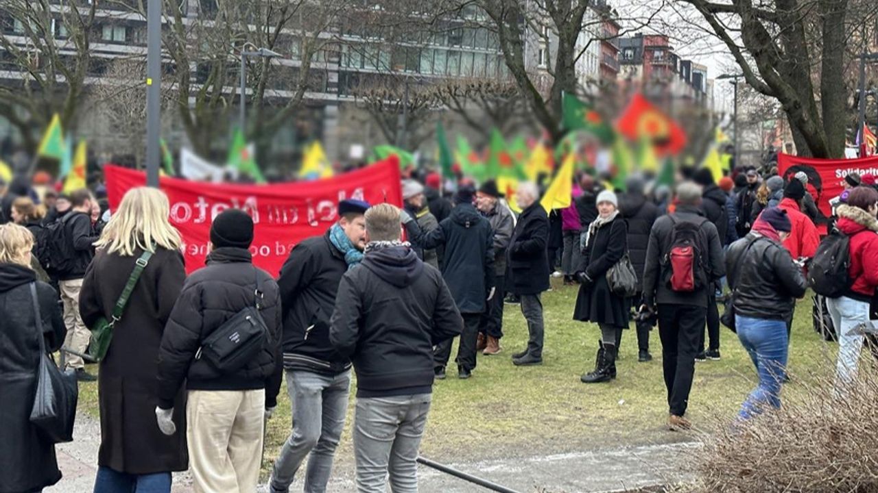 İsveç, PKK destekçilerinin provokasyonlarına bir kez daha göz yumdu