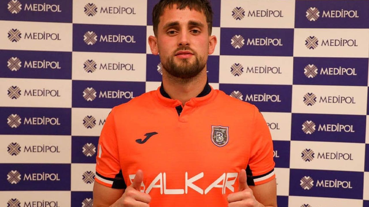 Başakşehir, Adnan Januzaj transferini  açıkladı