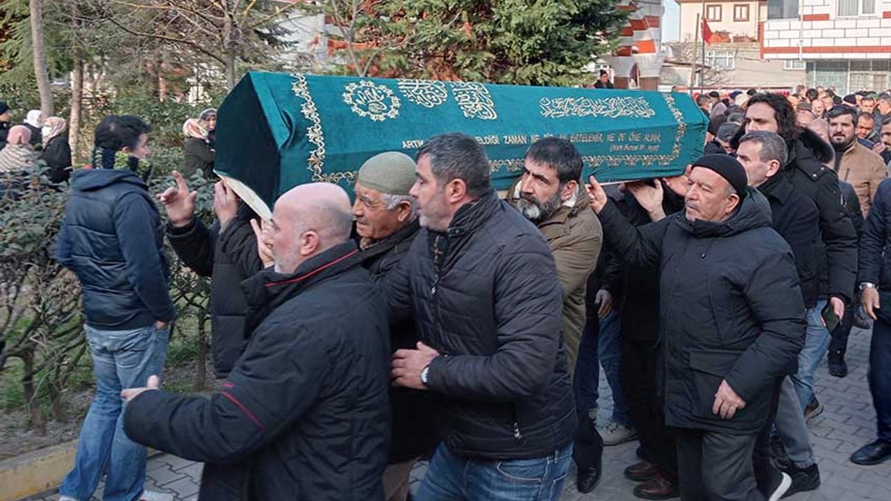 Alparslan Arslan'ın cenazesi toprağa verildi