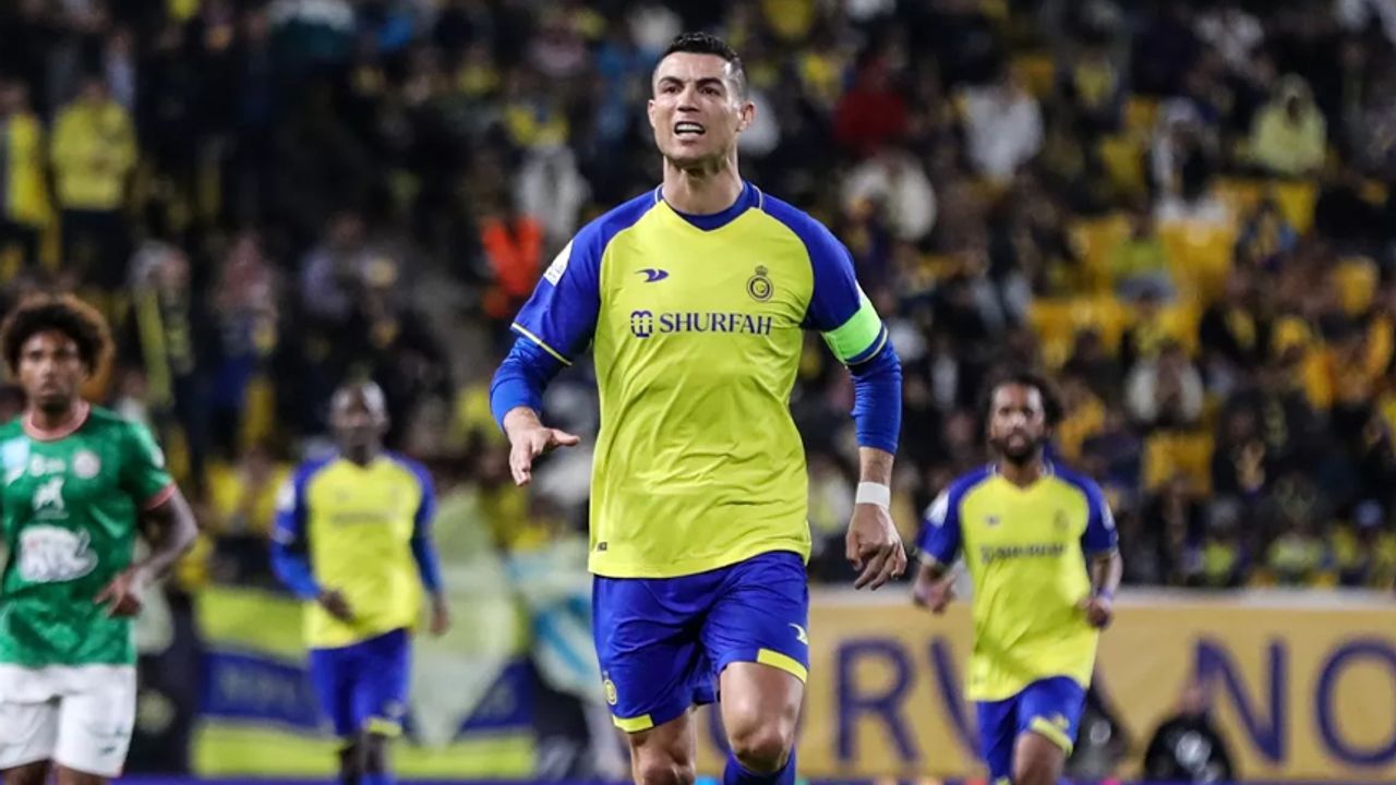 Ronaldo'nun İran'daki maçı seyircisiz oynanacak